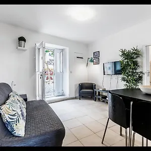 Home4u - Mouraria Typical Neighborhood Appartement