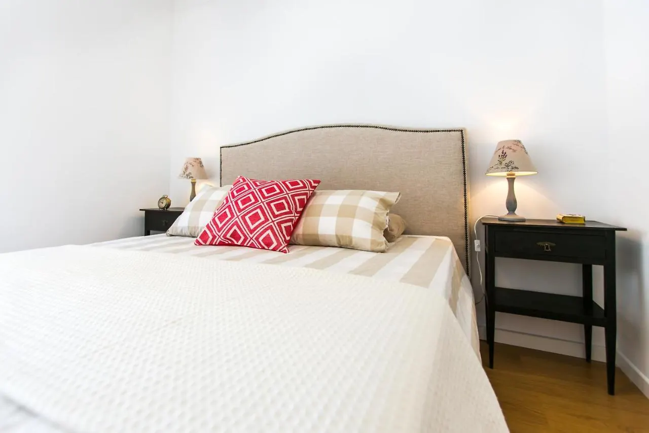 Belem! Charming 2 Bedroom Apartment W Terrace, Wifi & Free Street Parking Lisbon Portugal