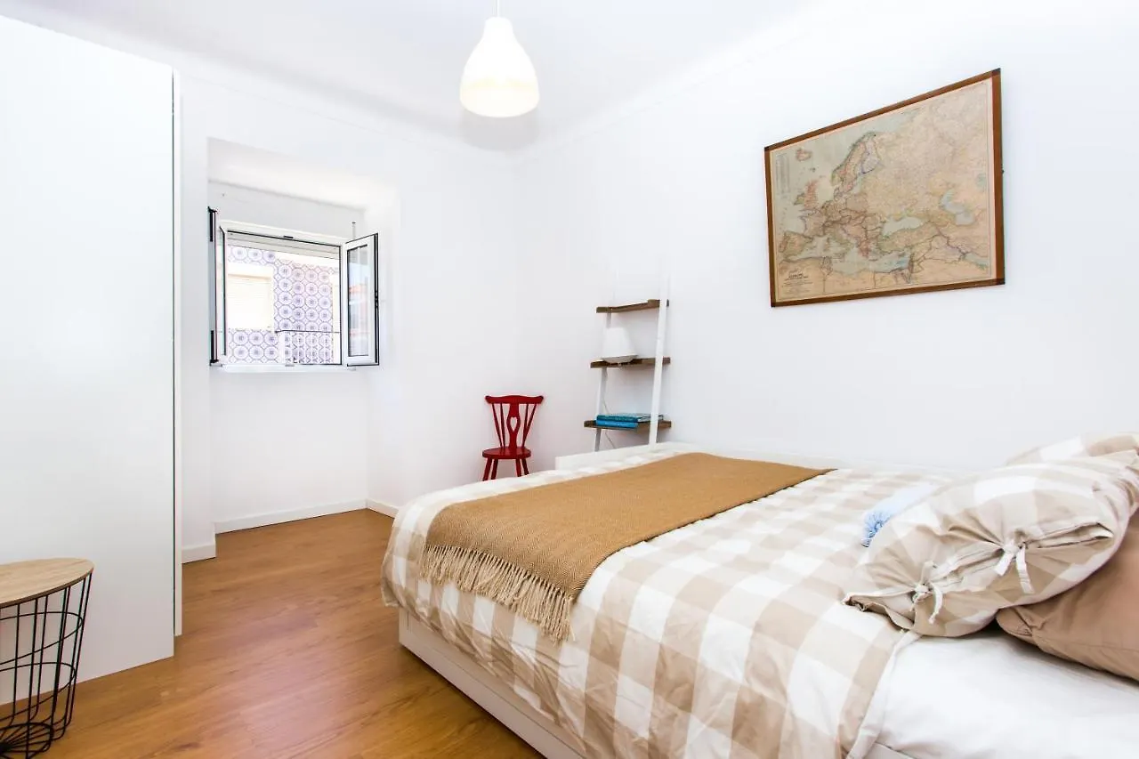 Belem! Charming 2 Bedroom Apartment W Terrace, Wifi & Free Street Parking Lisbon Portugal