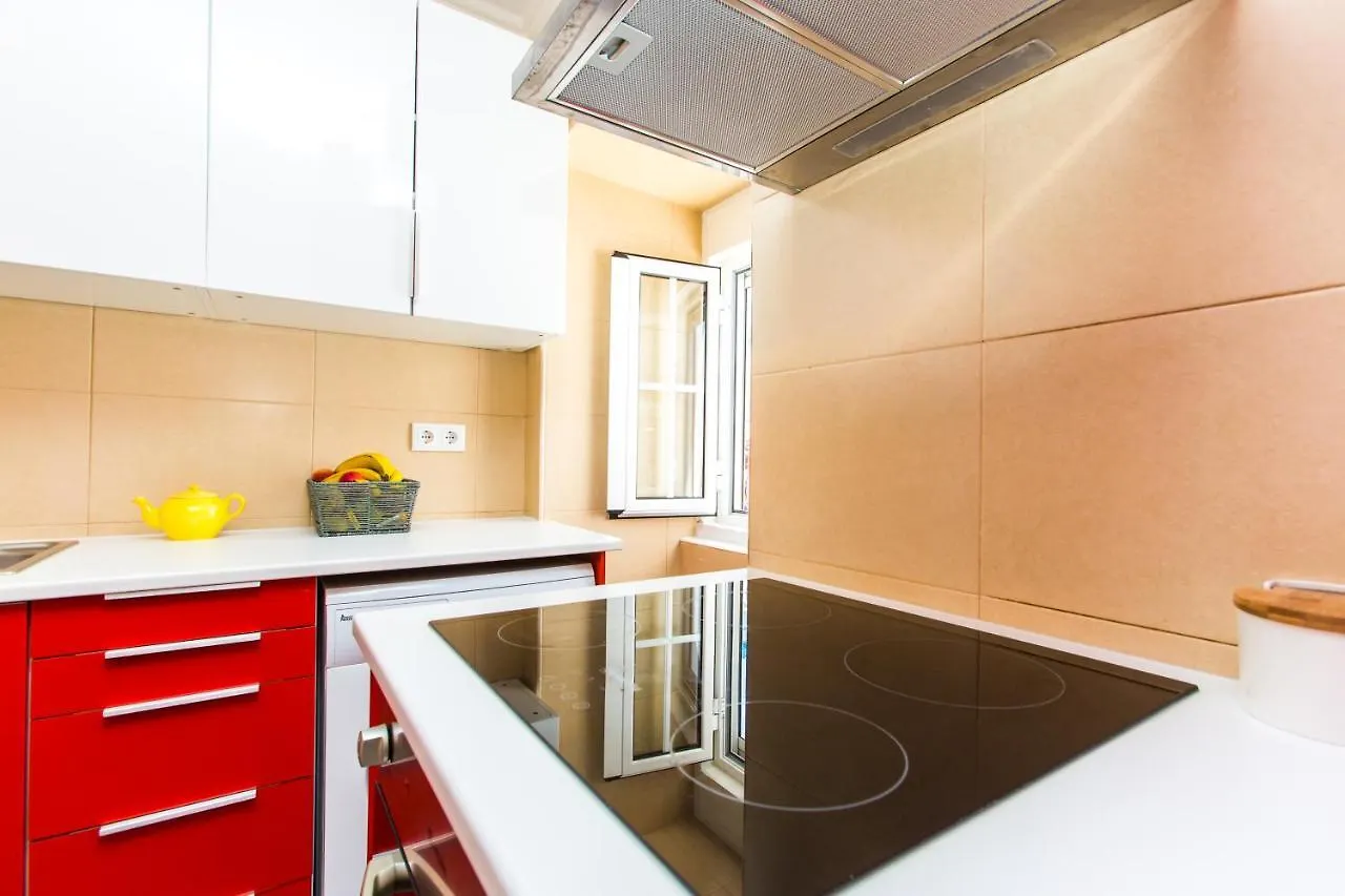 Belem! Charming 2 Bedroom Apartment W Terrace, Wifi & Free Street Parking Lisbon Portugal